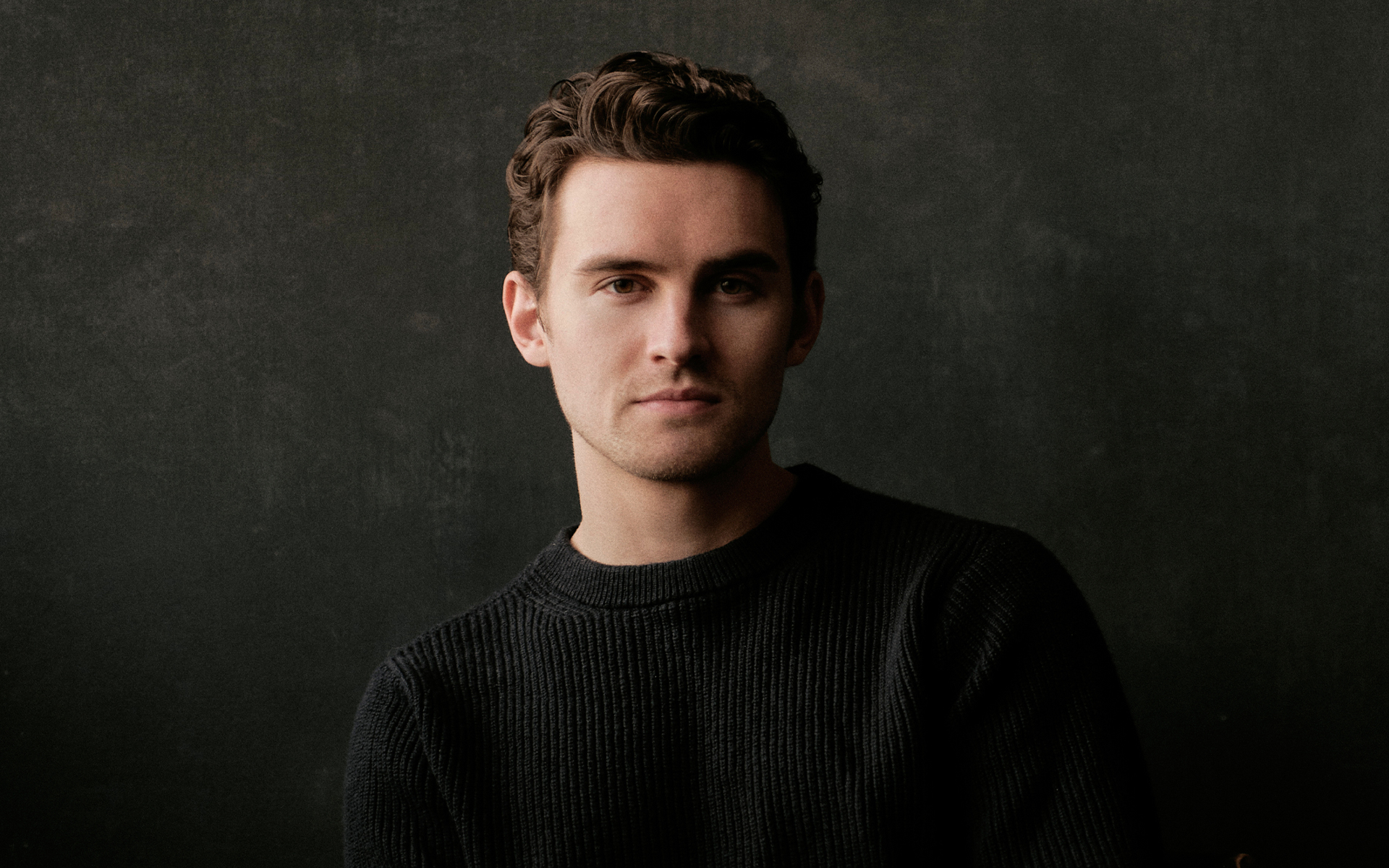 Michael Johnston guarda al futuro dopo Obsession: Vorrei un ruolo queer significativo